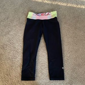 Lululemon Size 2 cropped leggings